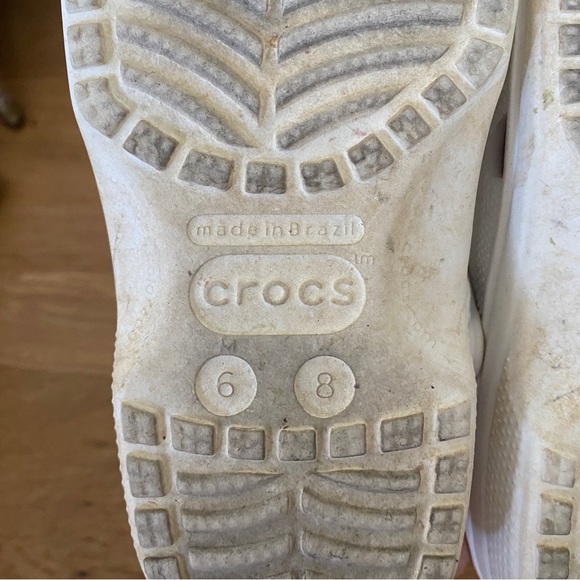 White crocs - Picture 2 of 4